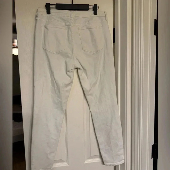 J Crew White Jeans Size 31/28 Stretchy - Picture 4 of 5